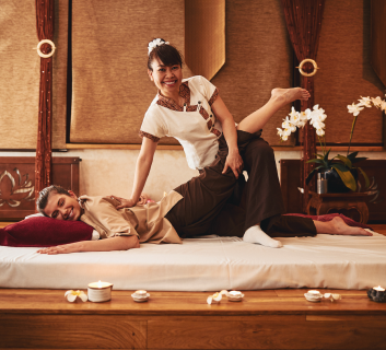 Masseuse 3