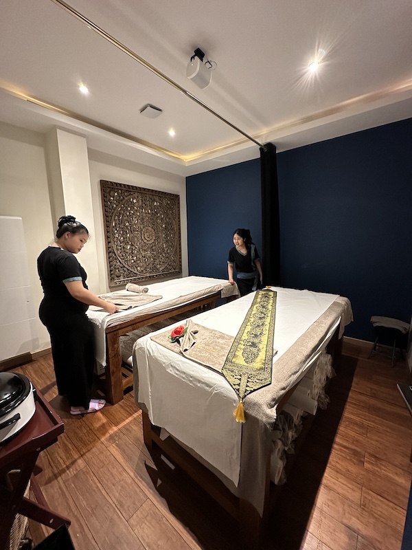 le-massage-thai-aux-huiles-chaudes